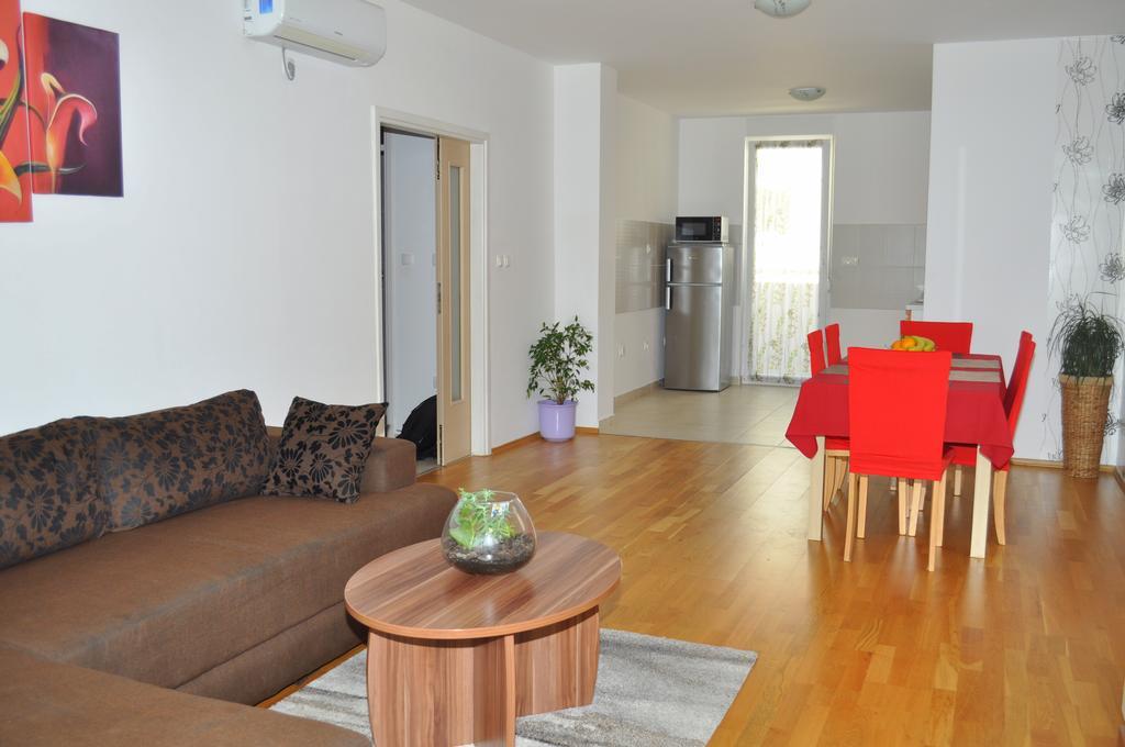 Apartment Kristijan Makarska Dış mekan fotoğraf